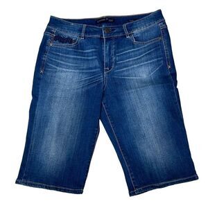 Code Blue Gwen Bermuda Jean Shorts Women's 8 Dark Wash Zip Fly Stretch Denim